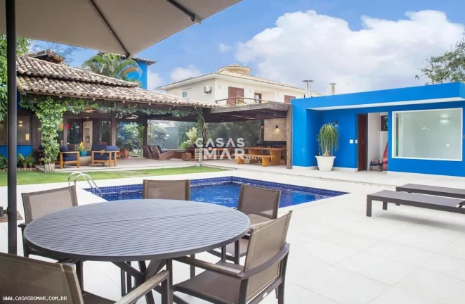 Imagem Casa de Luxo Frente Mar em Condomínio Exclusivo em Vila Luiza, Búzios-RJ - 4 Quartos, 4 Suítes, 5 Banheiros, 3 Vagas de Garagem!