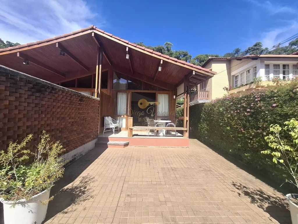 Foto do imóvel Casa em Condomínio para Venda em Teresópolis / RJ em Estrada José Gomes da Costa Júnior
