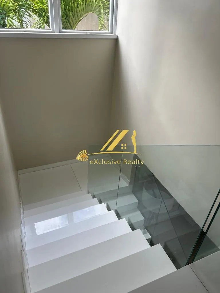 Imagem Casa RESIDENCIAL em Salvador - Bahia, Alphaville II