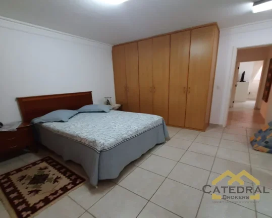 Imagem Linda casa em condomínio com 4 dormitórios à Venda - Medeiros - Jundiaí/SP