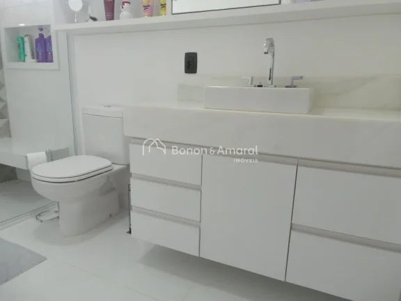 Imagem Sobrado com acabamento impecável e mobiliada com extremo bom gosto!

No piso inferior: projeto dife...