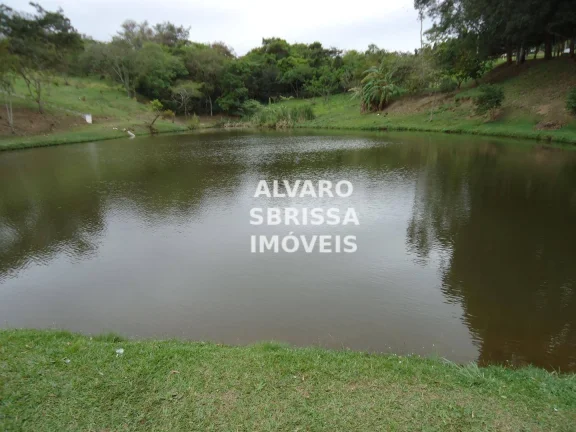 Imagem Excelente terreno com ótima topografia de esquina à venda com 3.000 m2 no Condomínio Village Castelo em Itu SP ao lado da Rod Castelo Branco