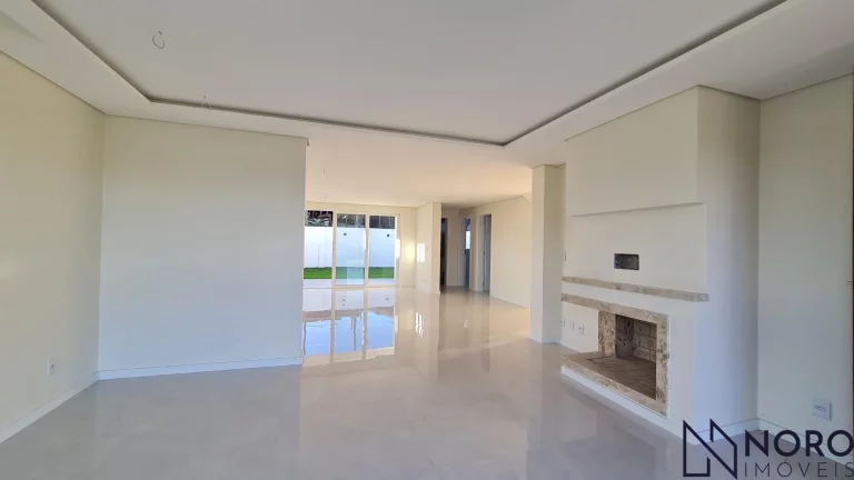 Imagem Casa de 220m² no Condomínio Fechado – Suíte Master, Espaço Gourmet e Amplo Pátio