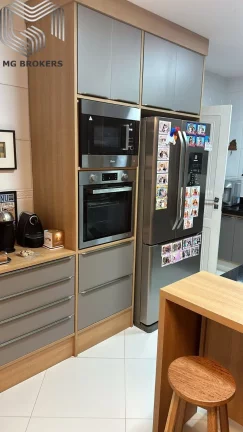Imagem Casa de Luxo em Condomínio no Recreio dos Bandeirantes com 4 Suítes e 450m² - Rio de Janeiro-RJ