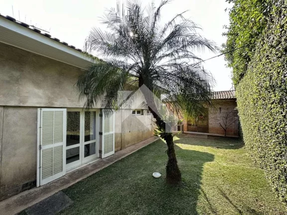 Imagem Casa de Condomínio em Jardim Passárgada I - Cotia