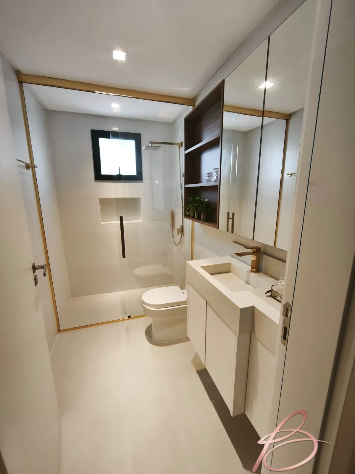 Imagem Apartamento Alto Padrão 3 suítes em Balneário