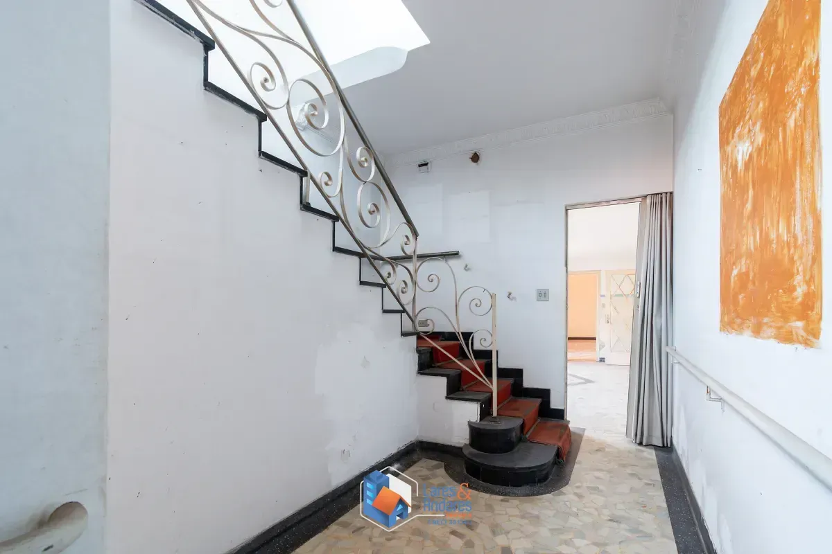 Imagem Casa para venda em Aclimação com 4 quartos, 334m²