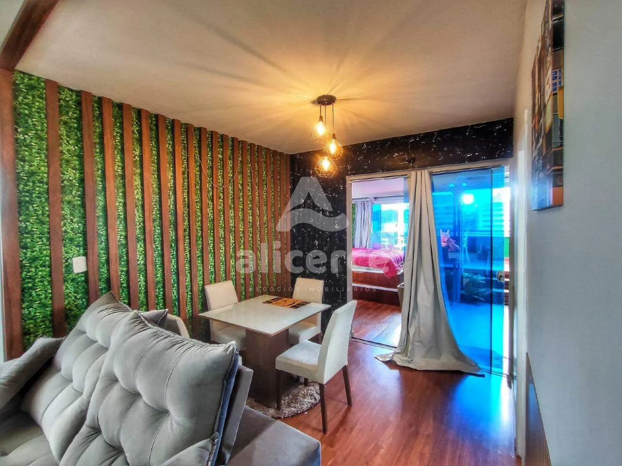Imagem Cobertura à venda com 1 quarto , 64m² em Coqueiros Florianópolis