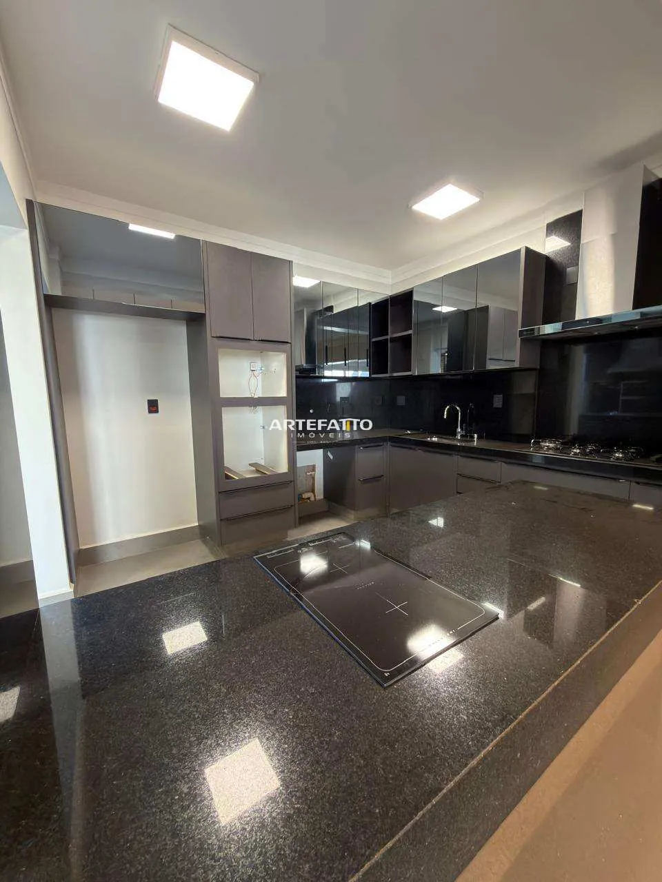 Imagem Casa à venda em Franca, São José, com 3 quartos, 189m2