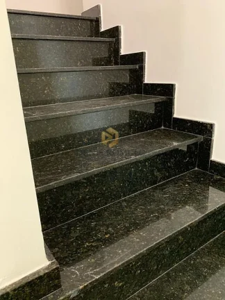 Imagem Casa 3 quartos 1 suíte, 120m², 2 vagas, na V. Isolina Mazzei