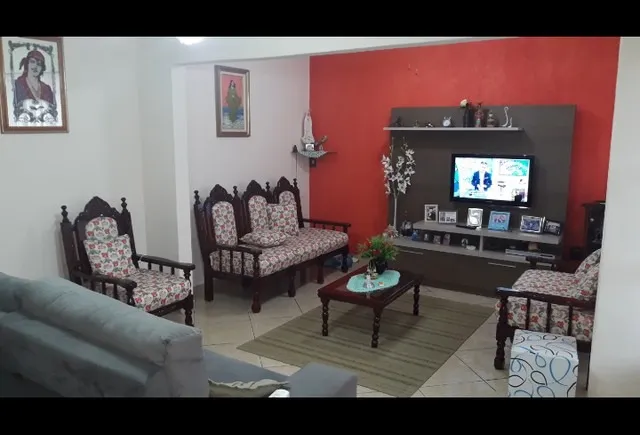 Imagem Excelente Sobrado no Bairro Jardim Maria Eugênia com 226m².