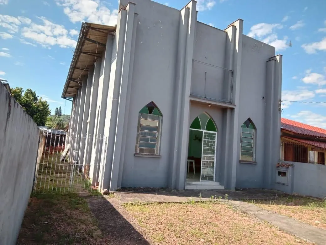 Imagem Prédio comercial no bairro Camaquã em Porto Alegre/RS.