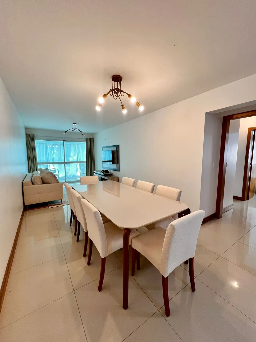 Imagem Apartamento à venda em Torres, Predial, com 3 quartos, 106,9m2