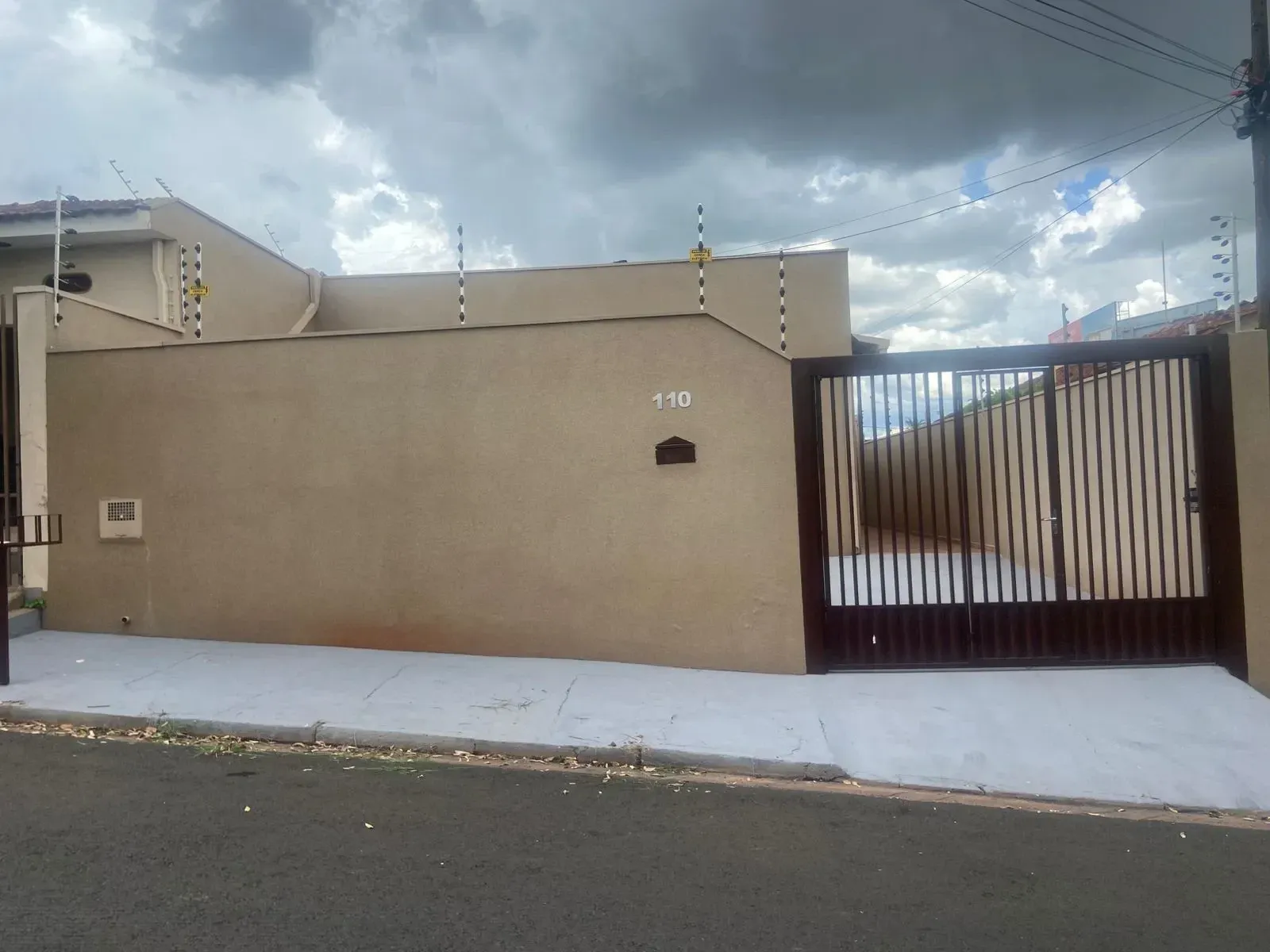 Imagem Casa com 3 Quartos à Venda, 110 m² em Conjunto Habitacional Costa do Sol - São José do Rio Preto