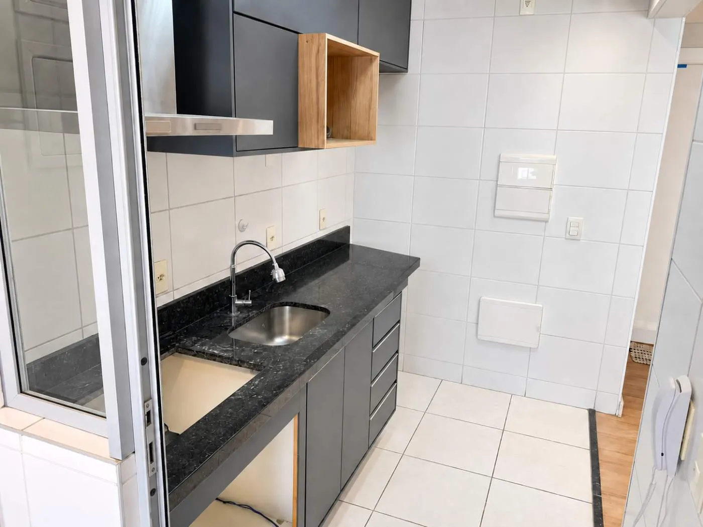 Imagem Apartamento para Locação em São Paulo, Vila Santa Catarina, 2 dormitórios, 1 banheiro, 1 vaga