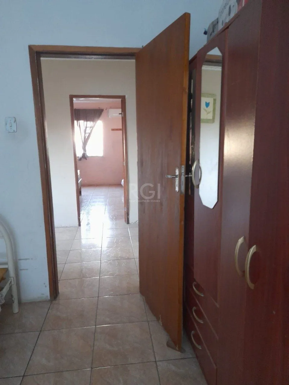 Imagem Casa 4 dormitórios, 1 vaga - Partenon, Porto Alegre RS