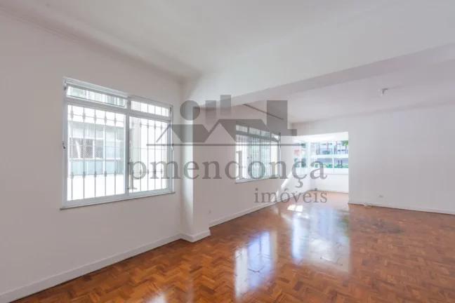 Imagem Apartamento ao lado Praça Buenos Aires com 200m², 3 quartos (1 suíte) e 1 vaga.