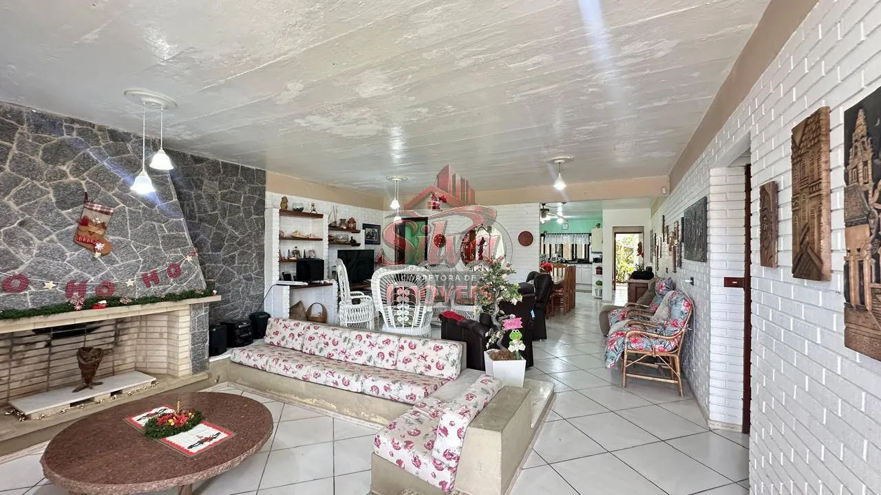 Imagem C33| Casa com piscina próxima do mar à venda em Imbé RS