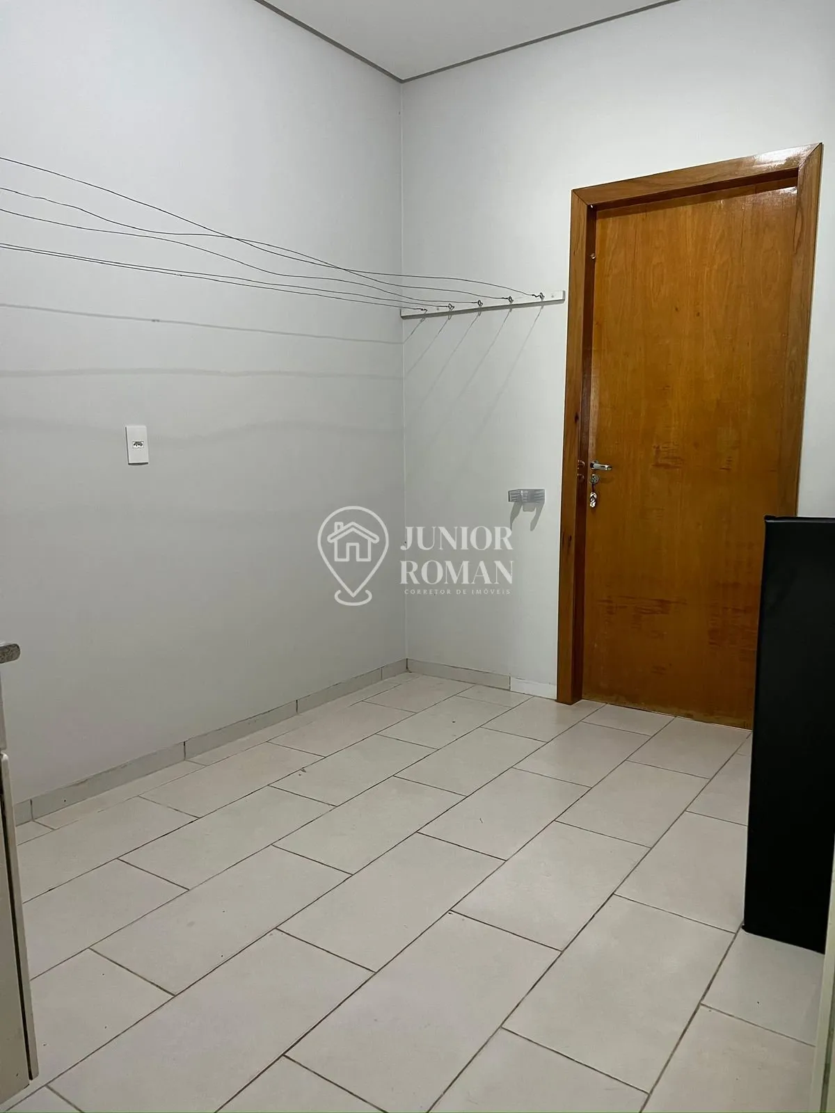 Imagem AMPLO SOBRADO 4 DORM SUITE VARANDA E QUINTAL NO BAIRRO VERDE VIDA - LUIS EDUARDO MAGALHÃES/BA