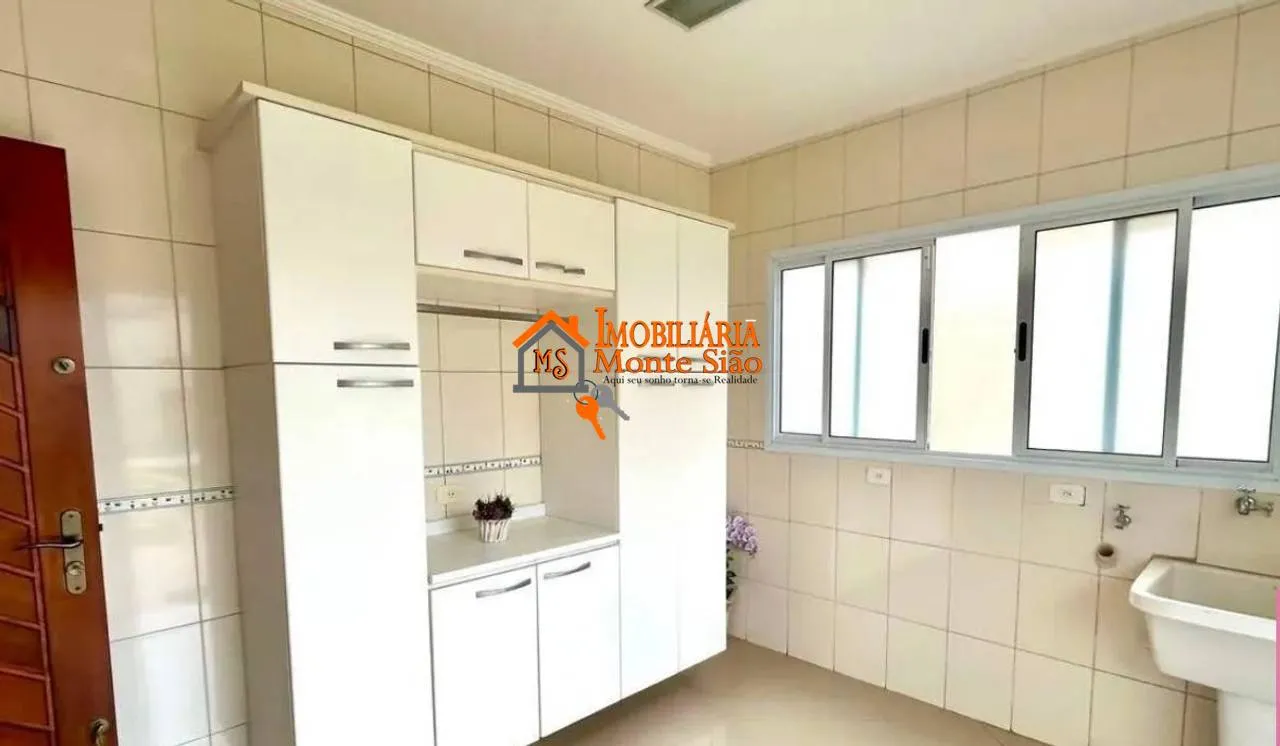 Imagem Sobrado com 4 dormitórios à venda, 462 m² por R$ 2.120.000,00 - Vila Galvão - Guarulhos/SP