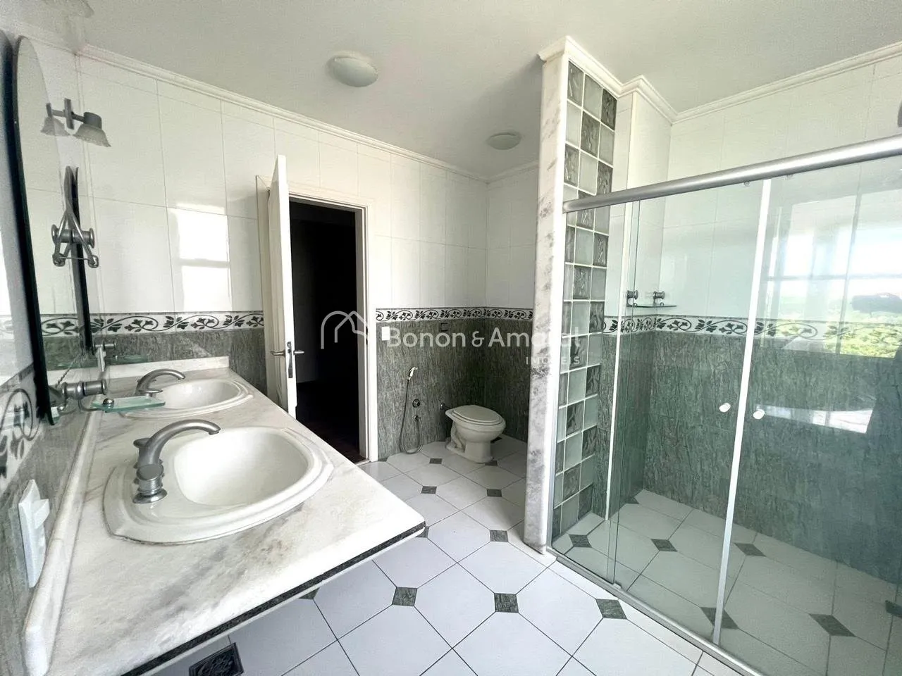 Imagem Casa de Condomínio com 579 m² e 5 Quartos no Alphaville Campinas.
