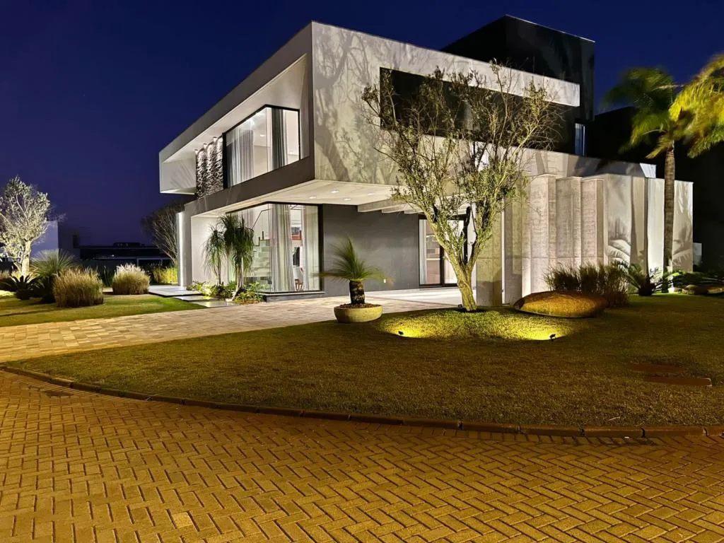 Imagem Casa em Condominio 5 Dormitórios - Bairro xangri-la
