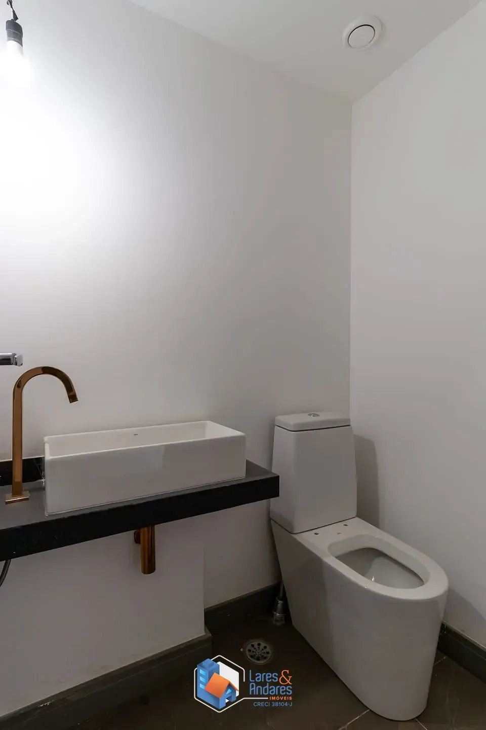 Imagem Apartamento para venda em Jardim das Acácias com 5 quartos, sendo 5 suítes, 402.44m²