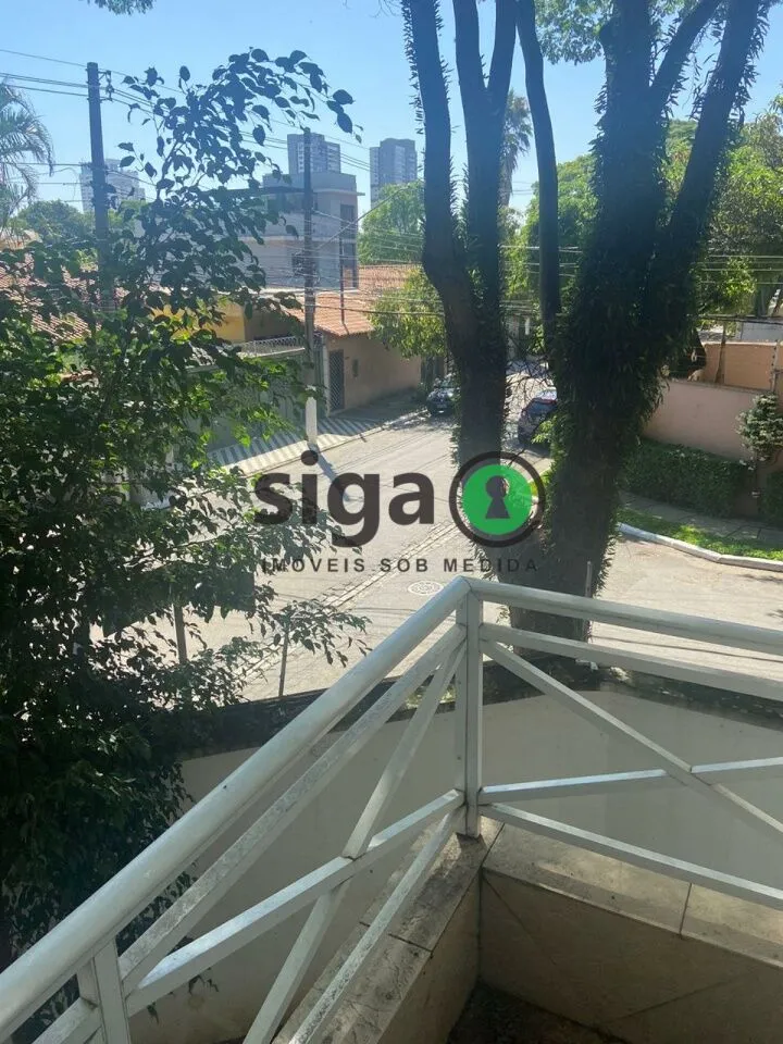 Imagem Sobrado em Moema - 250m², 4 quartos, 2 vagas á Venda !!