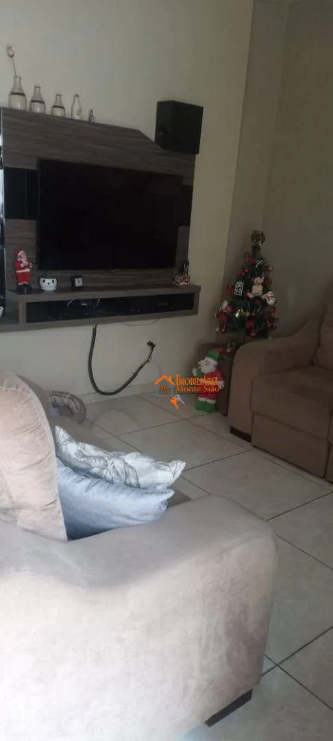 Imagem Sobrado com 4 dormitórios à venda por R$ 600.000,00 - Parque Renato Maia - Guarulhos/SP