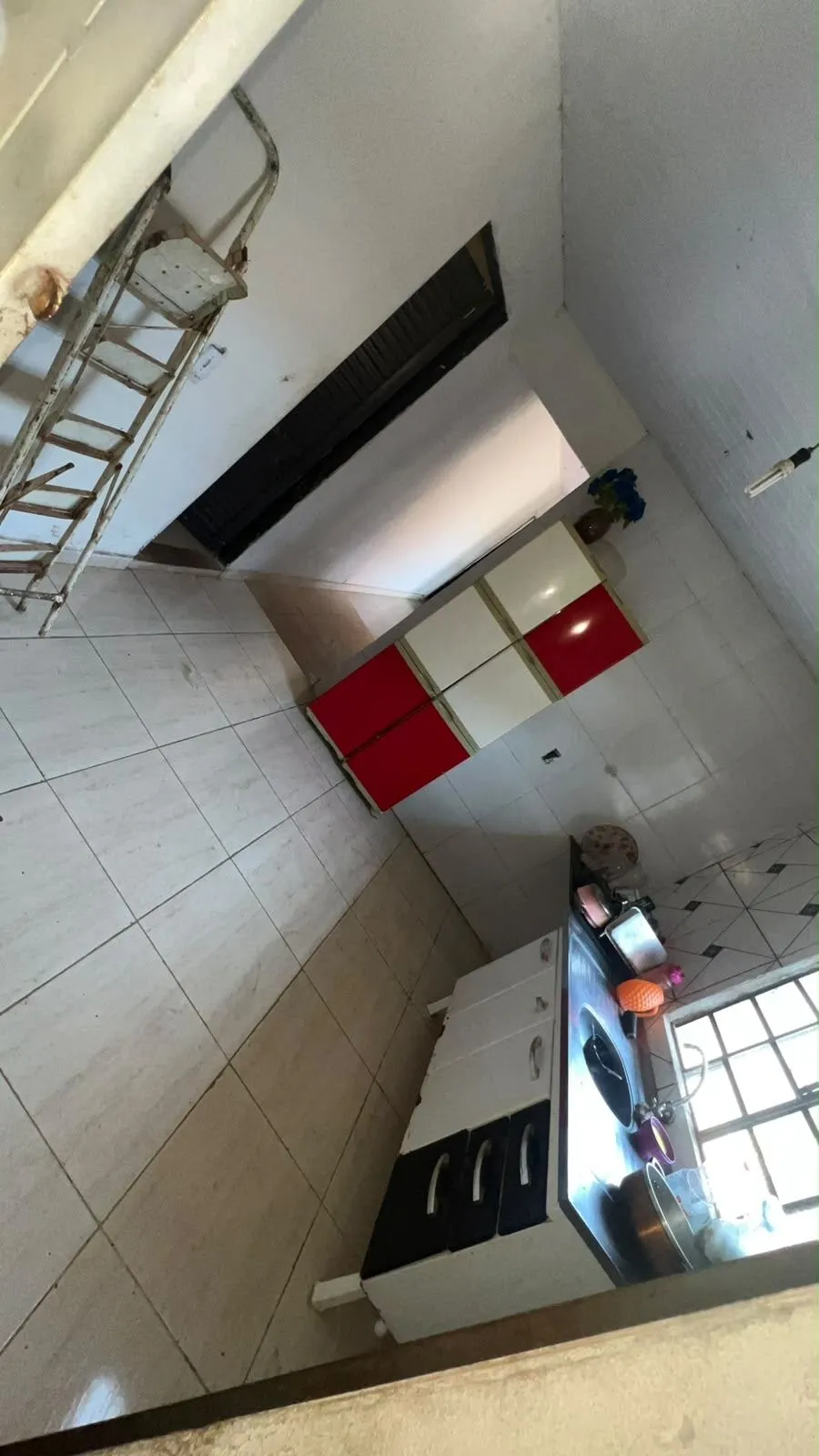 Imagem Casa 3 Quartos e sala comercial anexo no Tancredo Neves