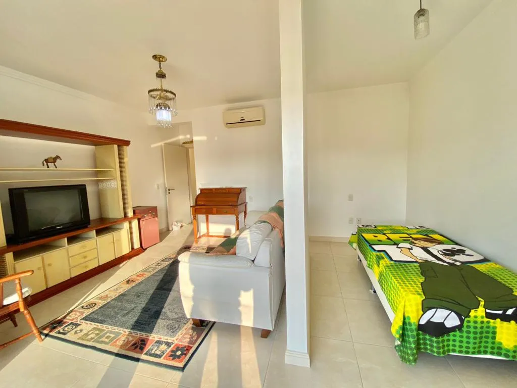 Imagem Casa em Condominio 5 Dormitórios - Bairro Zona Nova