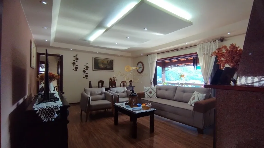 Imagem Casa para Venda em Teresópolis / RJ no bairro Quinta da Barra