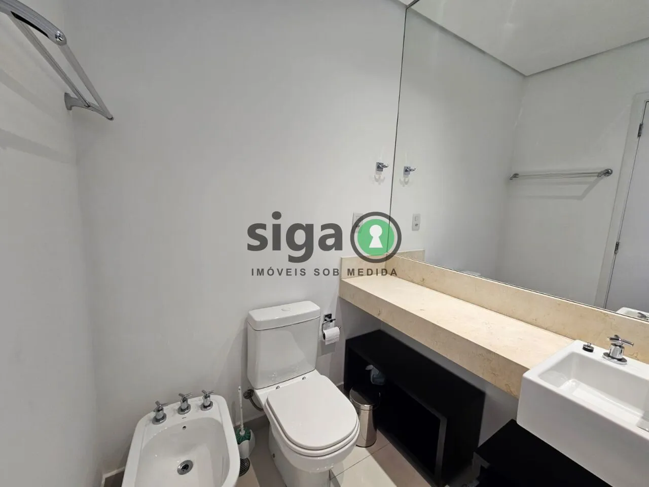 Imagem Apartamento mobiliado para alugar no Condomínio Limited Funchal