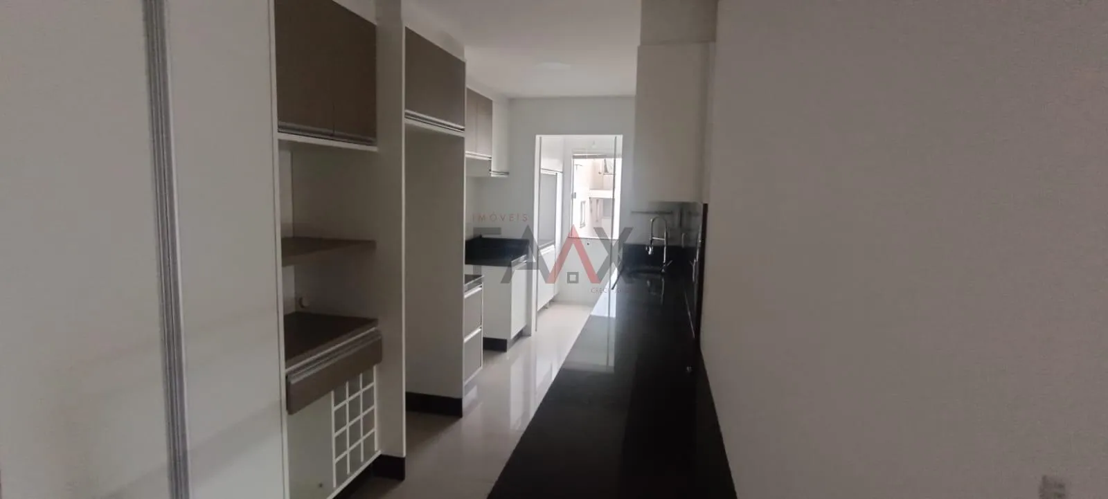 Imagem Apartamento 3 Dormitórios com Suíte e 2 Vagas no Bairro Santa Cruz