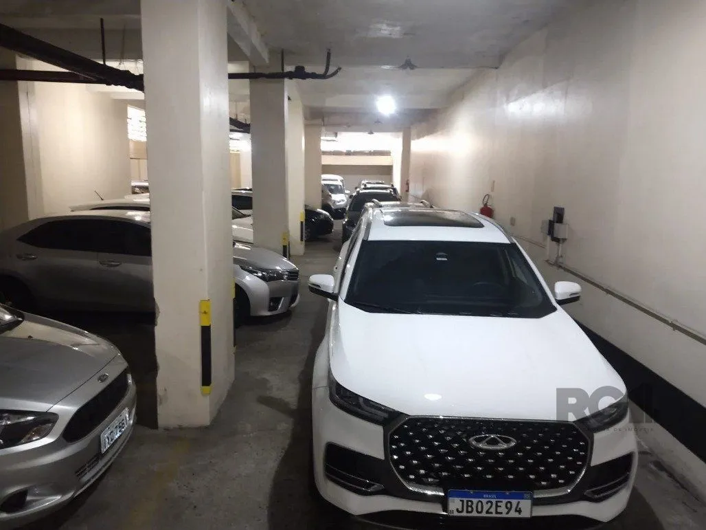 Imagem Oportunidade Única: Garagem/Box Gigante com 531m² no Centro Histórico