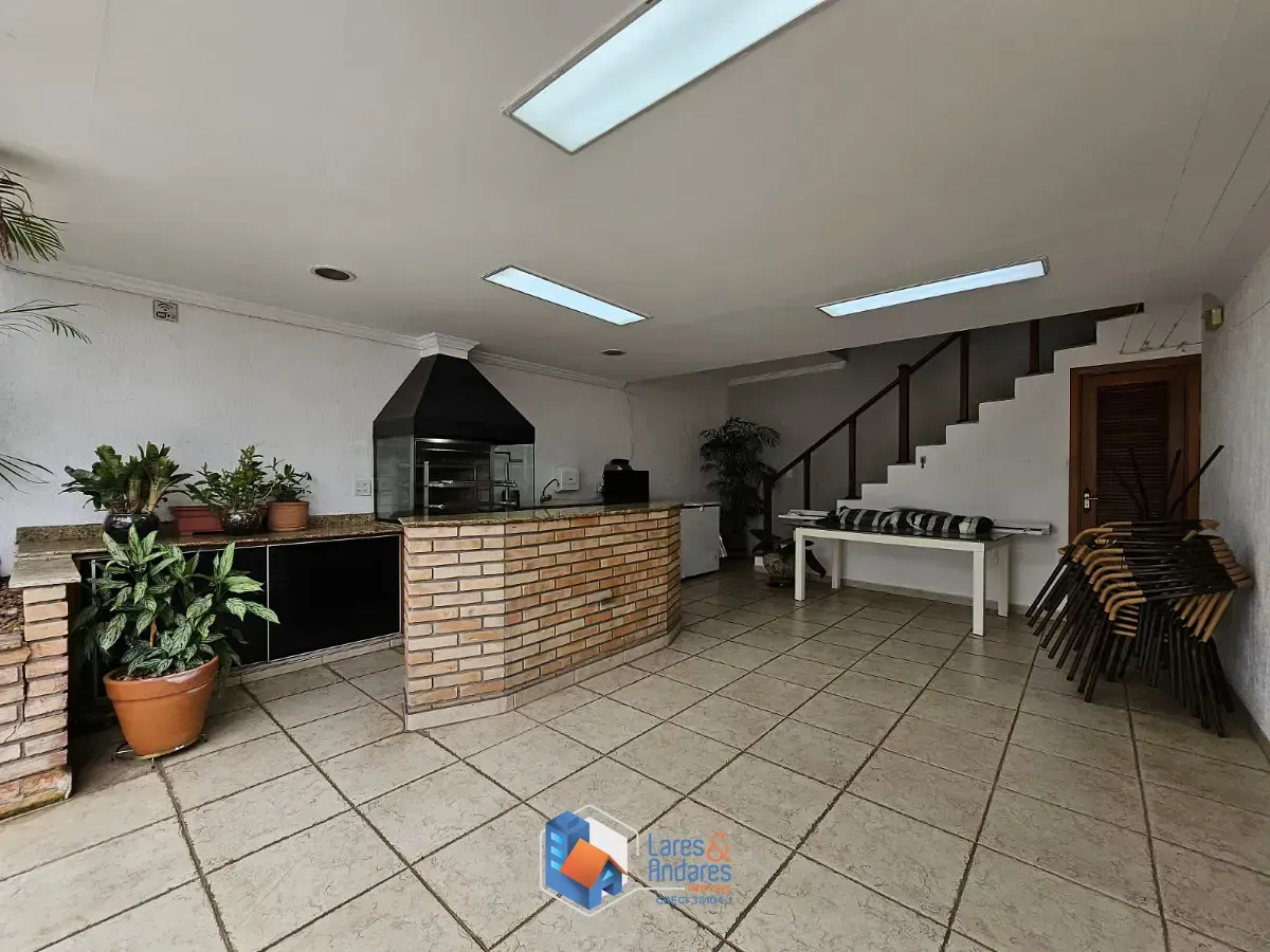 Imagem Sobrado para venda em Jardim Carlu com 4 quartos, sendo 2 suítes, 453m²
