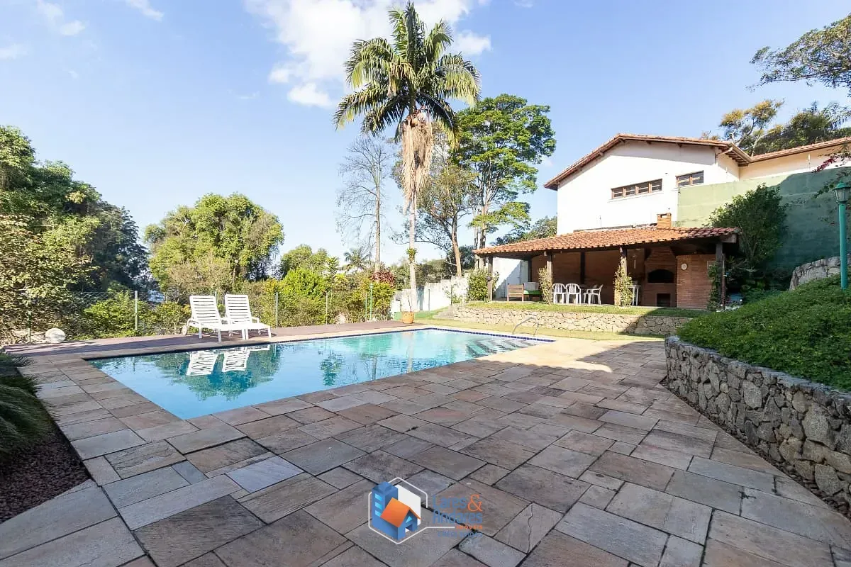 Imagem Casa comercial para venda em Guarapiranga, 650m²