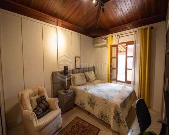 Imagem Village Alvorada!!! SHIS QL 32!!! Casa Térrea com Piscina, Churrasqueira e Sauna!!!