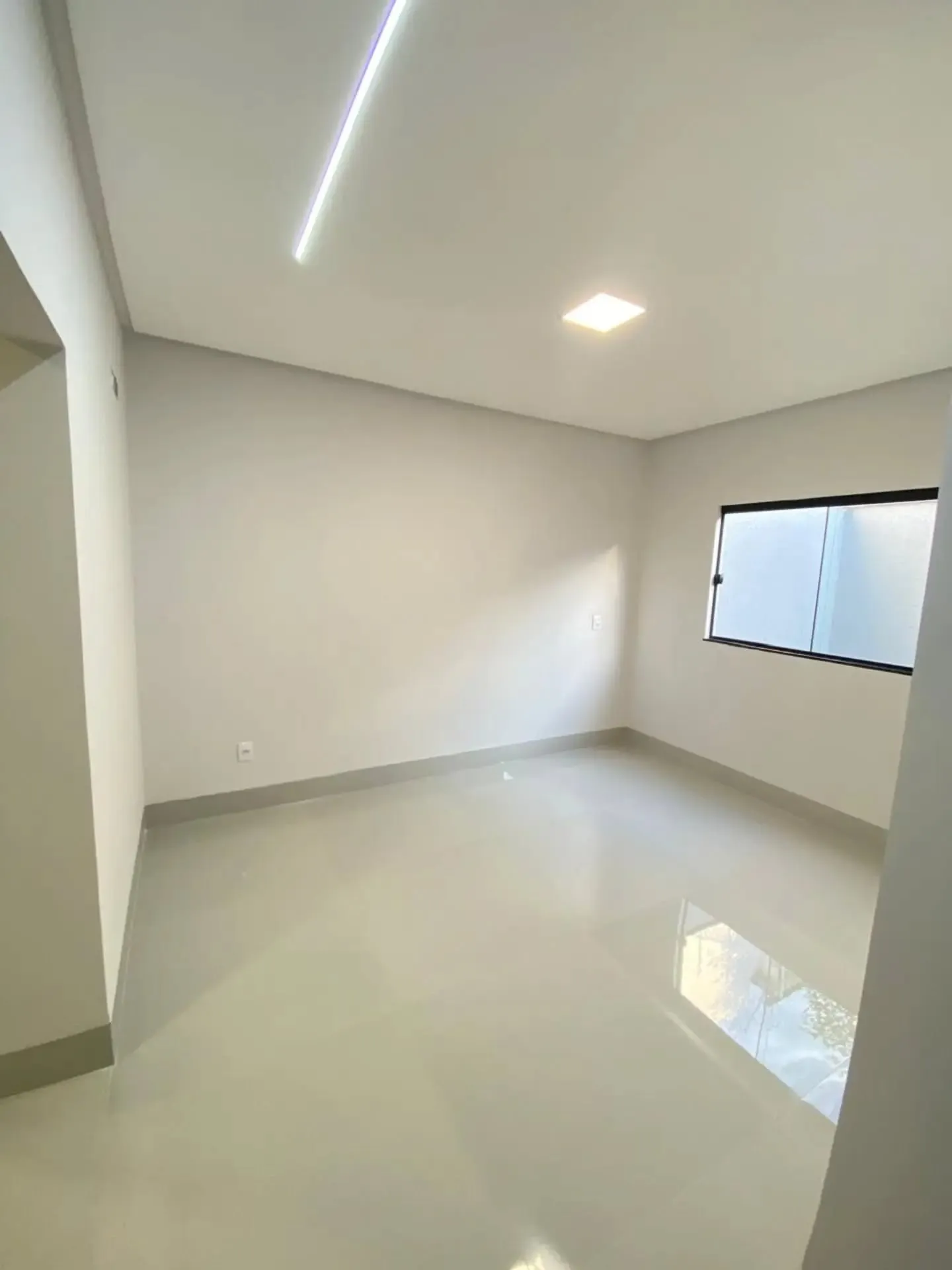 Imagem Casa 3 Suites Sozinha No Lote No Jardim Olimpico
