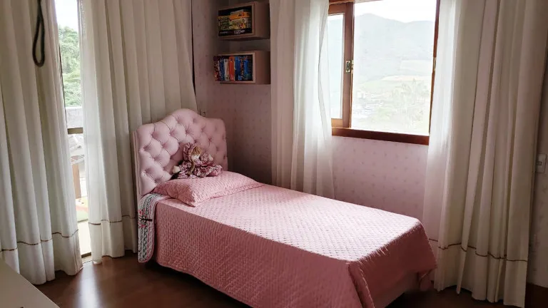 Imagem Casa com 5 Quartos à Venda, 360 m² em Residencial do Bosque - Venda Nova do Imigrante