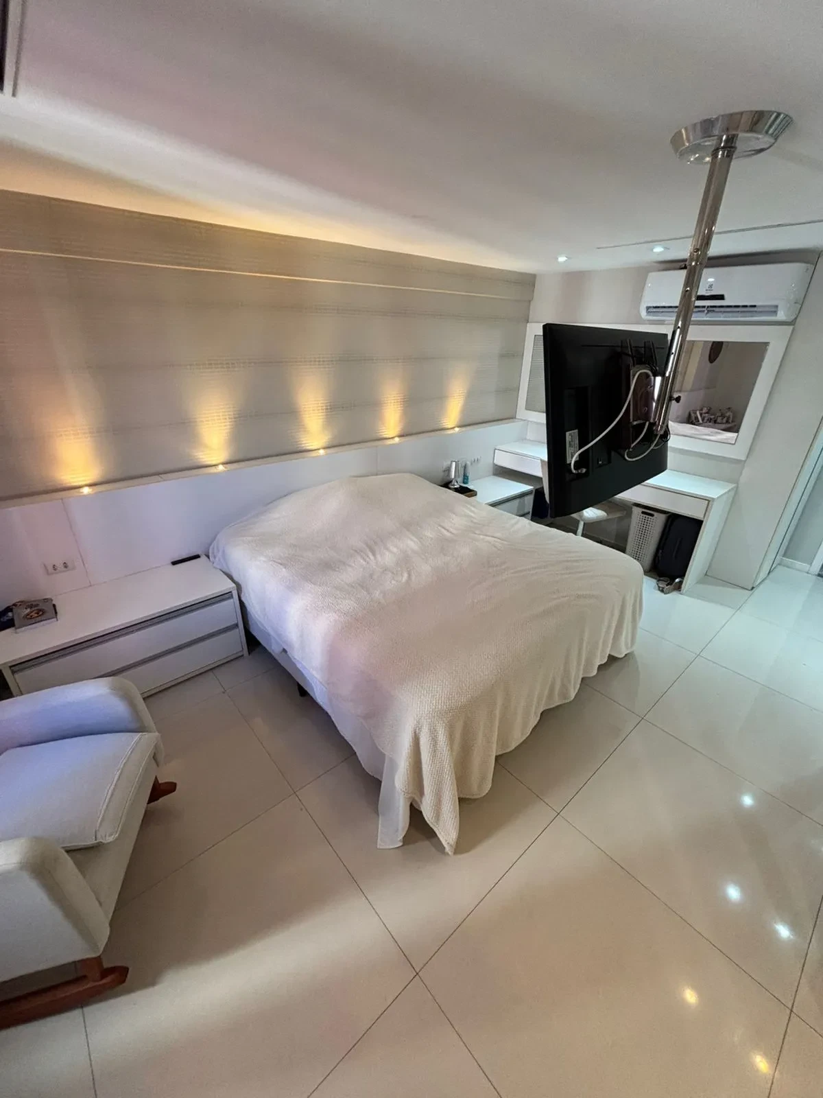 Imagem Apartamento com 4 Quartos à Venda, 154 m² em Rosarinho - Recife