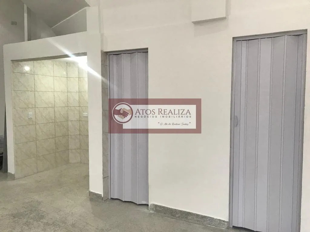 Imagem Alugo Excelente Galpão em Região Cidade Dutra - São Paulo