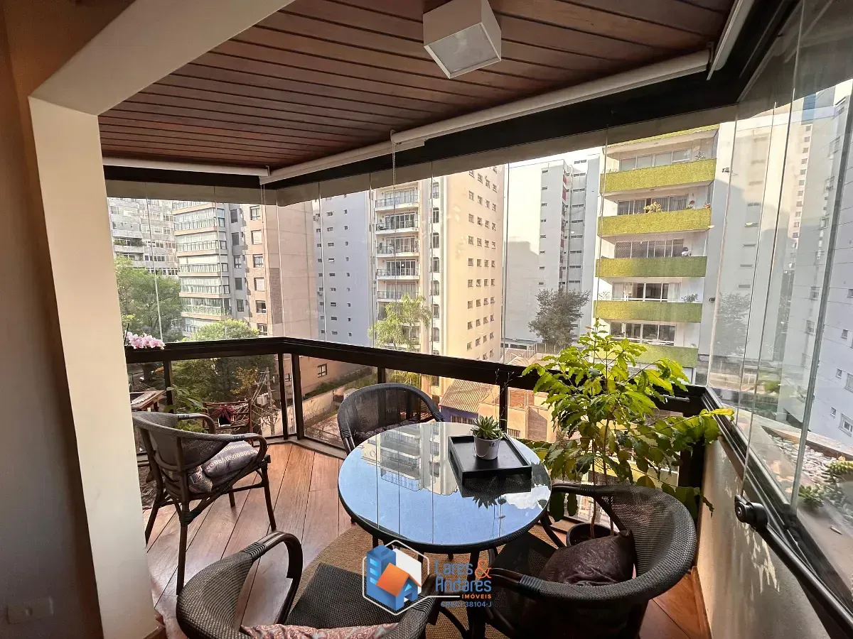 Imagem Apartamento para venda em Jardim Paulista com 4 quartos, sendo 2 suítes, 200m²