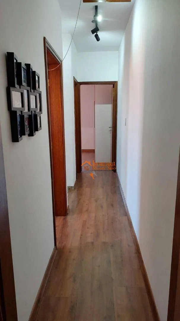 Imagem Sobrado com 3 dormitórios à venda, 200 m² por R$ 800.000,00 - Vila Maranduba - Guarulhos/SP