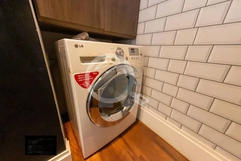 Imagem Procurando um cantinho todo seu, no coração da Cidade Baixa, em Porto Alegre? Este apartamento a v...