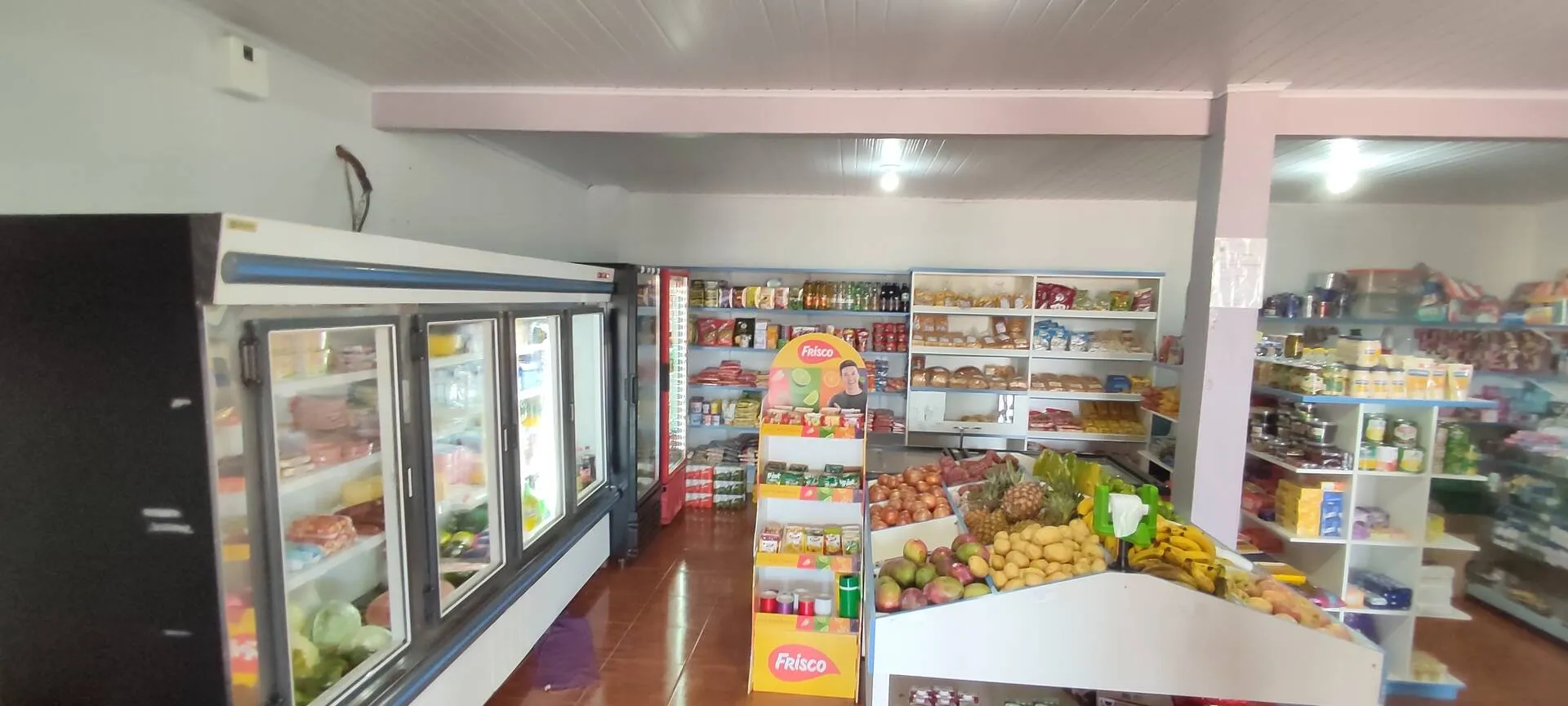 Imagem Casa à venda com sala comercial em São Miguel do Iguaçu - Bairro Cataratas - Imóvel de esquina com churrasqueira e energia solar