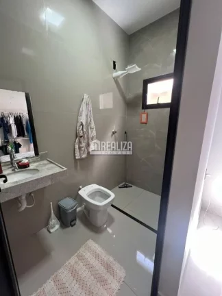 Imagem Casa à venda no Jardim Maracanã, Uberaba: 1 suíte, móveis planejados