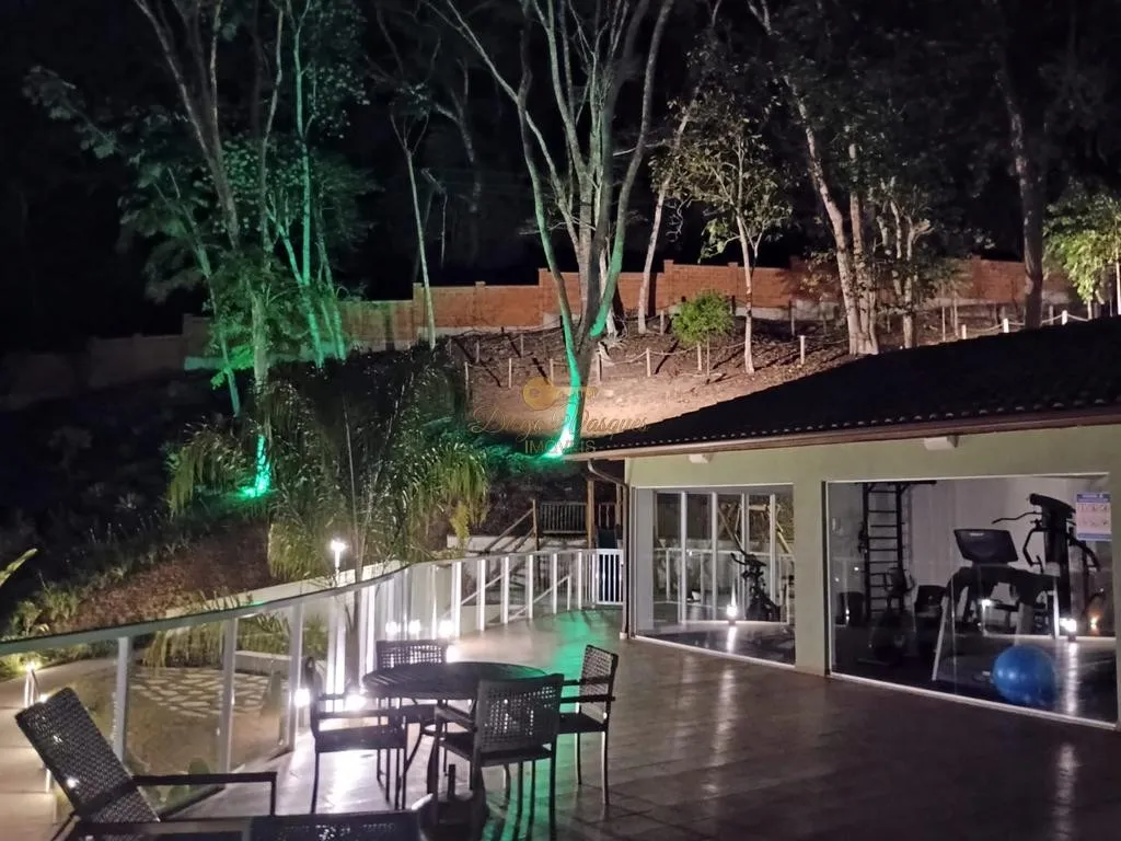 Imagem Casa em Condomínio para Venda em Petrópolis / RJ no bairro Itaipava