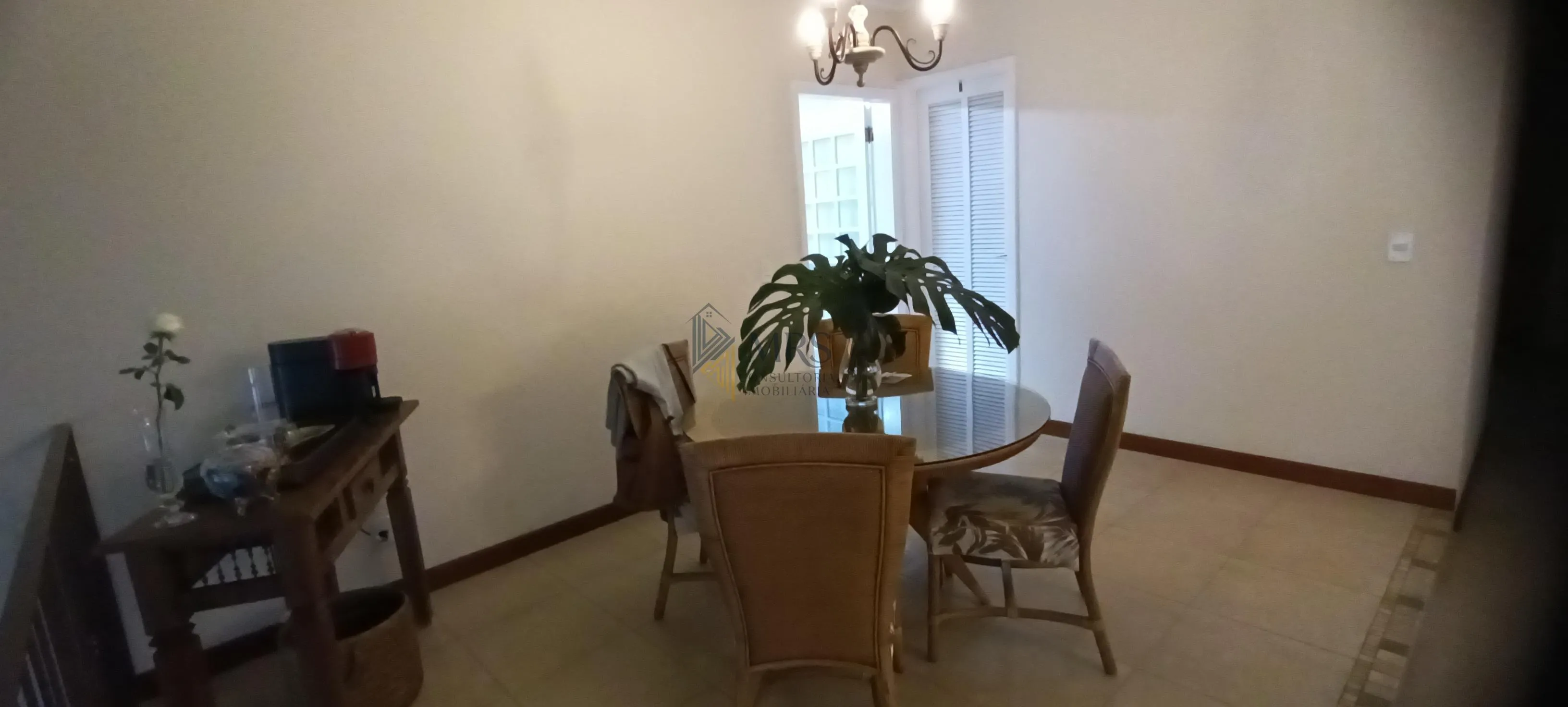 Imagem Casa Cond Portal do Paraiso I 4 dorm 2 suites