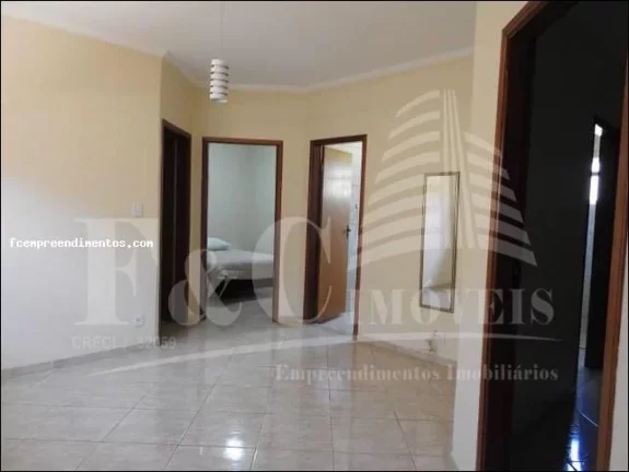 Imagem Casa para Venda em Araras, Jardim da Colina, 3 dormitórios, 1 suíte, 1 banheiro, 1 vaga